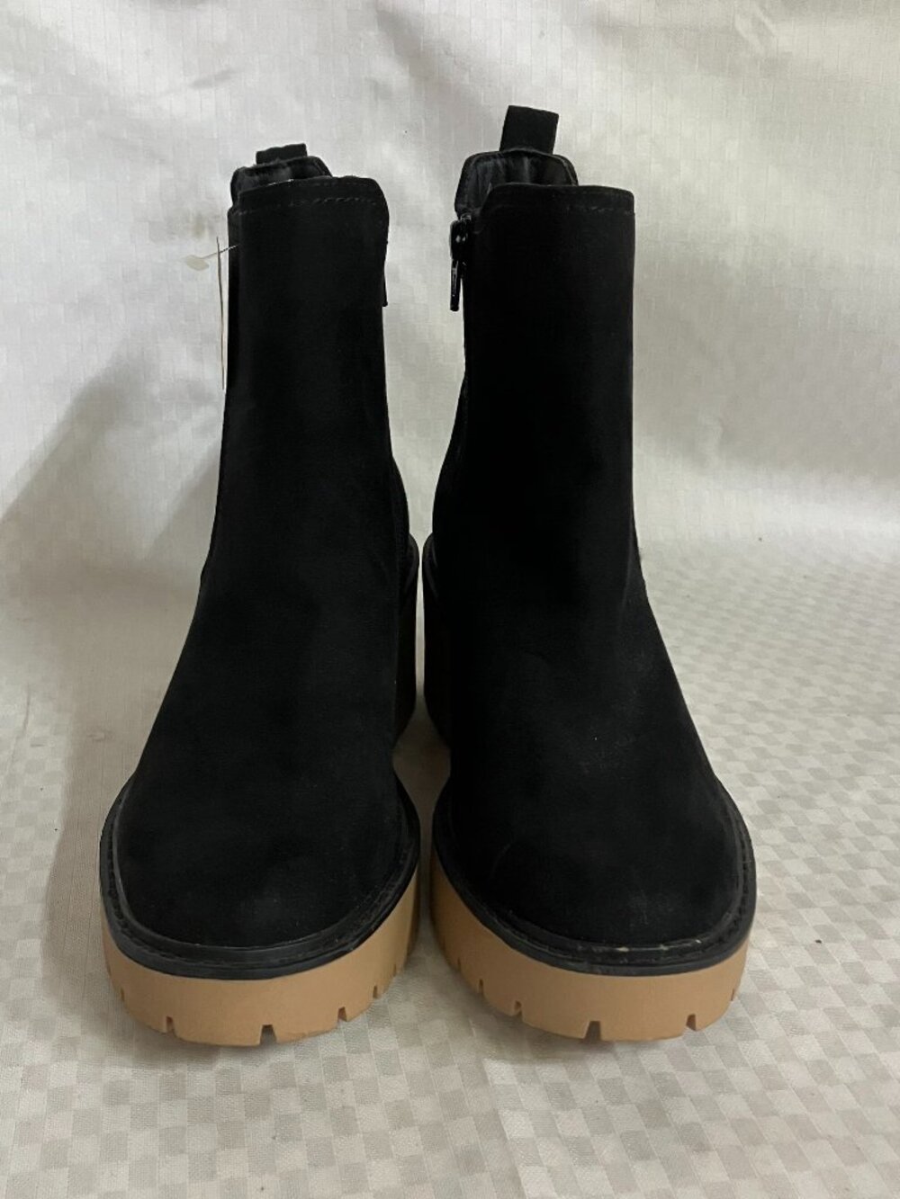 Target Crispin Chelsea Boots Women's Size 6 Black Platform Lug Sole Ankle